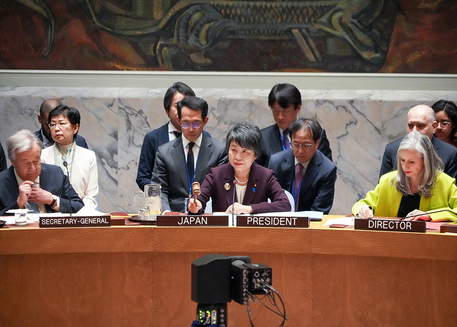 Japanese Foreign Minister Yoko Kamikawa (C) chairs a UN Security Council meeting on nuclear disarmament in New York on March 18. She has warned that “the world now stands on the cusp of reversing decades of declines in nuclear stockpiles.”  (Photo by Japanese Foreign Ministry)