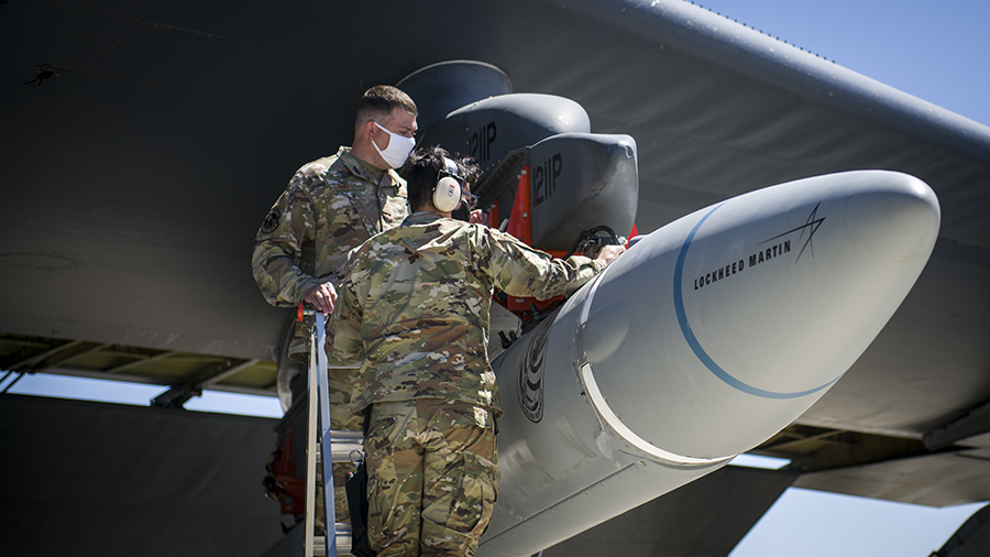 U.S. Air Force crews secure the AGM-183A Air-launched Rapid Response Weapon (ARRW) under the wing of a B-52H bomber at Edwards Air Force Base, California, in 2020. The first booster flight test of the ARRW, an air-launched hypersonic glide vehicle, failed when it took place in April. (Photo: U.S. Air Force)