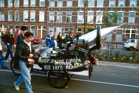 Dutch protesters demonstrate October 29, 1983 in The Hague against deployment of U.S. Pershing cruise missiles. The Soviet Union quit negotiations on a ban on such intermediate-range nuclear missiles in late 1983 but returned to talks in 1985 that concluded successfully with the INF Treaty eliminating a whole class of weapons.  (Photo: HERMAN PIETERSE/AFP/Getty Images)