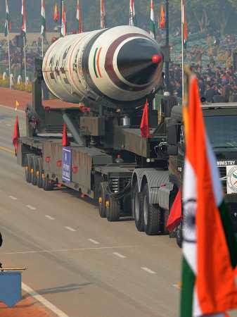 India's Agni-5 missile is displayed during a rehearsal for the Indian Republic Day parade in New Delhi on January 23, 2013.  (Photo: RAVEENDRAN/AFP/Getty Images)