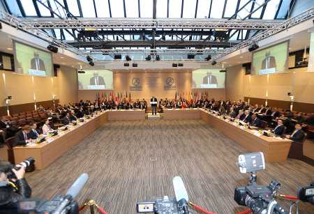 French Minister of Europe and Foreign Affairs Jean-Yves Le Drian speaks during a meeting of diplomats discussing sanctions and criminal charges against the perpetrators of chemical attacks in Syria, at the Foreign Affairs ministry in Paris on January 23, 2018.  (Photo: JACQUES DEMARTHON/AFP/Getty Images)