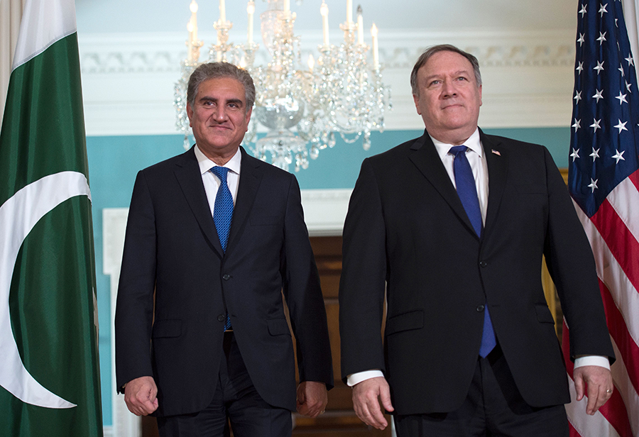 Pakistani Foreign Minister Shah Mehmood Qureshi (left) meets U.S. Secretary of State Mike Pompeo in Washington on October 2, 2018. During the Pulwama crisis, Pompeo urged his counterpart to avoid escalating the conflict. (Photo: Andrew Caballero-Reynolds/AFP/Getty Images)