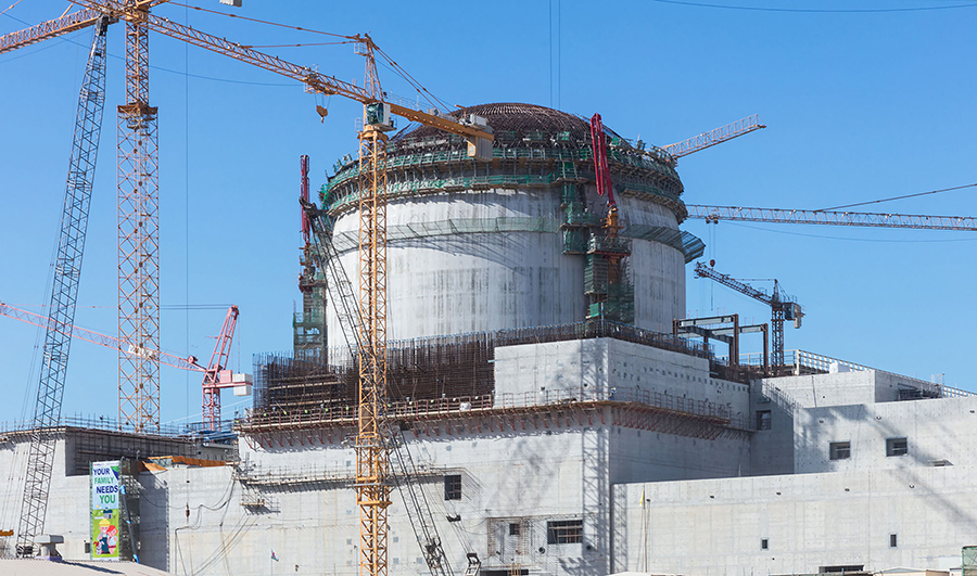 Construction on Unit 4 of the Barakah Nuclear Energy Plant is shown underway in December 2017 in the United Arab Emirates, where leaders agreed to forgo enrichment and reprocessing in a U.S.-UAE nuclear cooperation agreement. The United States is reportedly seeking similar terms with Saudi Arabia. (Photo: Emirates Nuclear Energy Corp.)