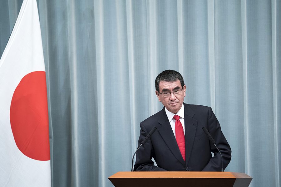 Japanese Defense Minister Taro Kono, speaking here on Sept. 11, said that as of Oct. 31, the United States and Japan had not discussed the possibility of Japan hosting U.S. intermediate-range missiles. (Photo: Tomohiro Ohsumi/Getty Images)