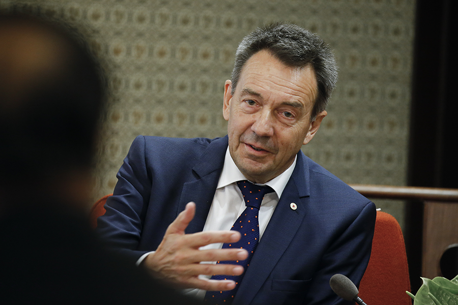 Peter Maurer, president of the International Committee of the Red Cross speaks in China in 2018. In a statement to the Arms Trade Treaty's sixth annual conference in August, Maurer questioned the arms trade practices of many states. (Photo: Thomas Peter/pool/Getty Images)