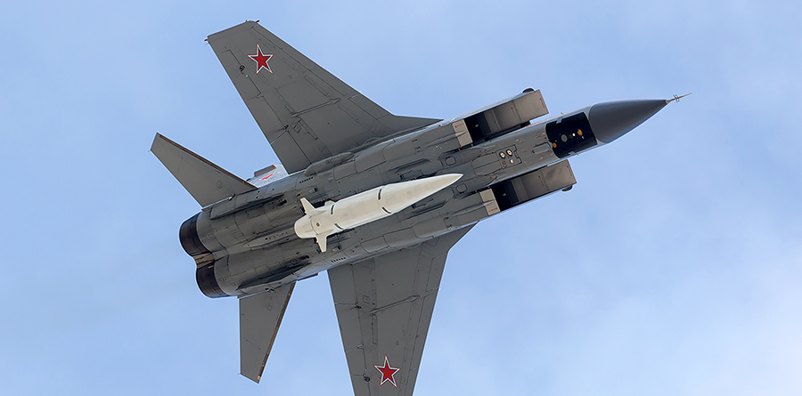 A Russian MiG-31 aircraft carries a Kinzhal hypersonic over Moscow's Victory Day parade in 2018. High-speed weapons like this, capable of carrying conventional or nuclear warheads, risk escalating conflicts as decision makers have little time to assess an ambiguous threat. (Photo: Kremlin.ru) 
