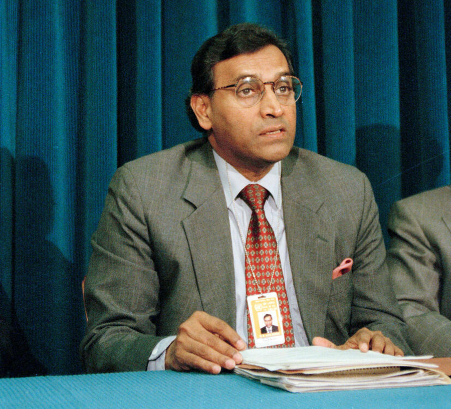 Amb. Jayantha Dhanapala of Bangladesh presided over the 1995 NPT Review and Extension Conference. If the conference had decided to extend the treaty by 25 years, this year's review conference would be debating extension during difficult circumstances. (Photo: Evan Schneider/UN)