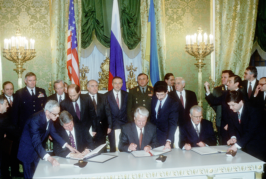 In Moscow in January 1994, U.S. President Bill Clinton (L), Russian President Boris Yeltsin (C), and Ukrainian President Leonid Kravchuk (R), set the stage for Ukraine’s disarmament. They signed a statement providing for the transfer of all nuclear weapons in Ukraine to Russia for dismantlement and for Ukraine’s compensation by Russia for the highly-enriched uranium in those weapons. In December that same year, Russia, the United Kingdom and the United States signed the Budapest Memorandum which gave Ukraine security assurances for giving up its nuclear arsenal. (Photo by Wojtek Laski/Getty Images)