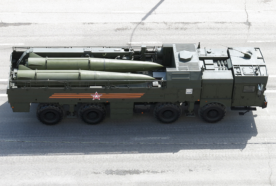 The Russian war in Ukraine and Russian President Vladimir Putin’s nuclear threats have raised concerns about the possibility of the use of tactical nuclear weapons. Russia's short-range Iskander system (9K720), shown here, can carry nuclear warheads. (Photo by Boevaya mashina via Wikimedia Commons)