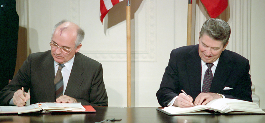 In December 1987, Soviet leader Mikhail Gorbachev (L) and U.S. President Ronald Reagan signed the Intermediate-Range Nuclear Forces Treaty (INF) in Washington but the Strategic Defense Initiative remained a source of contention. (Photo by Photo12/Universal Images Group via Getty Images)