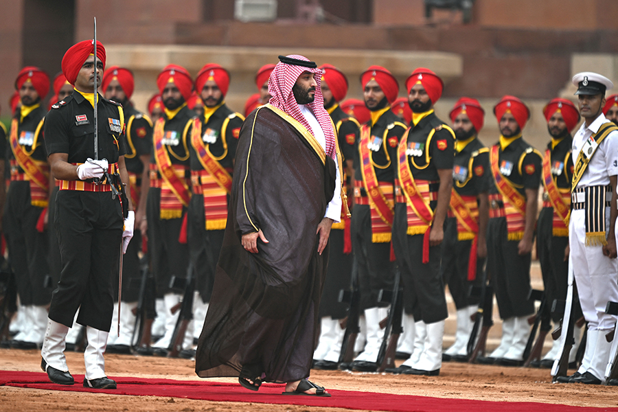 In nuclear push, Saudi Arabia could play US, China off each other