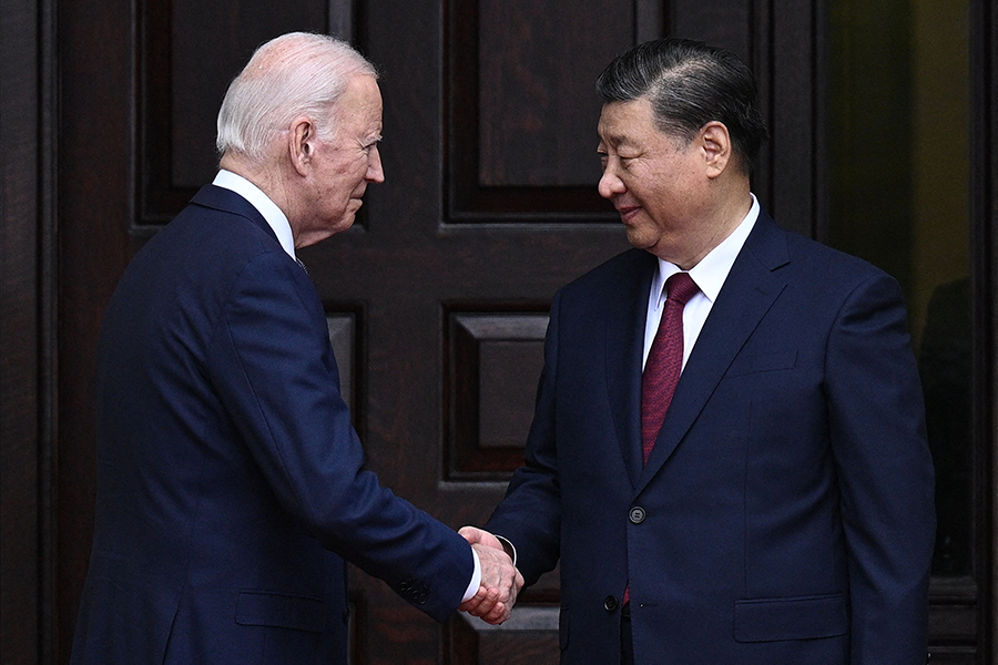 After U.S. President Joe Biden (L) and Chinese President Xi Jinping met in San Francisco on Nov. 15, they directed their teams to hold long overdue followup discussions on nuclear arms control and nonproliferation. The groundwork was set nine days earlier in discussions between senior Chinese and U.S. arms control officials in Washington. (Photo by Brendan Smialowski/AFP via Getty Images)