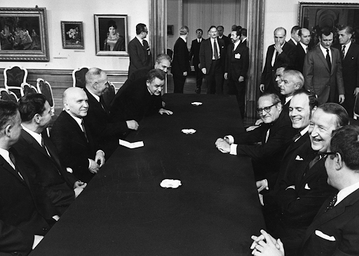 Soviet (left) and American (right) negotiators during Strategic Arms Limitation Talks (SALT) in Vienna, circa 1970. The head of the U.S. delegation, Gerard Smith, is seated in the middle on the right. Negotiations would lead to the SALT I agreement in May 1972. (Photo by Keystone/Getty Images.)