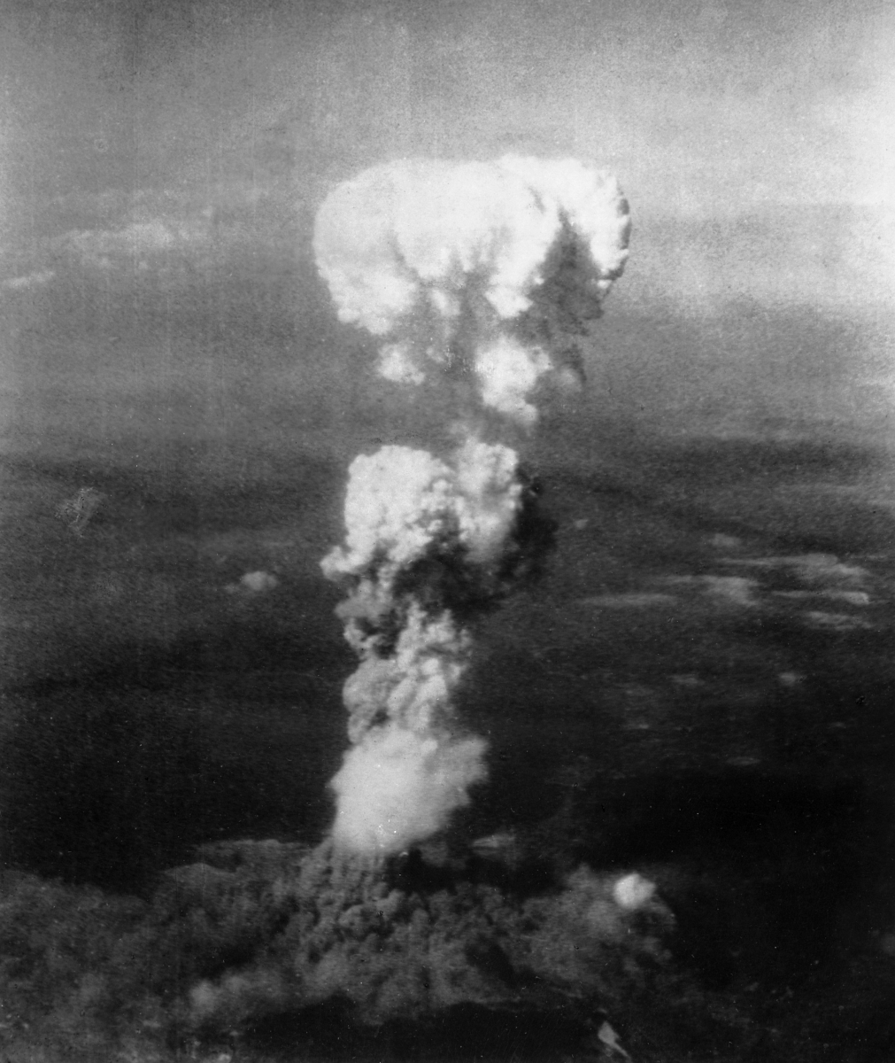 Smoke billowing 20,000 feet above Hiroshima following the atomic bombing of the city (Photo: U.S. Dept. of Energy)